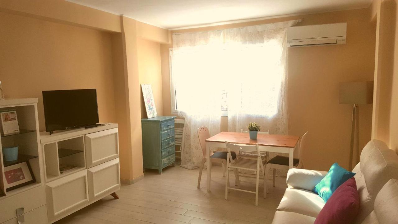 Apartamento Vialia マラガ エクステリア 写真